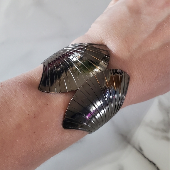 Shiny Cuff Bracelet 💥3 for $24💥 - Picture 9 of 16